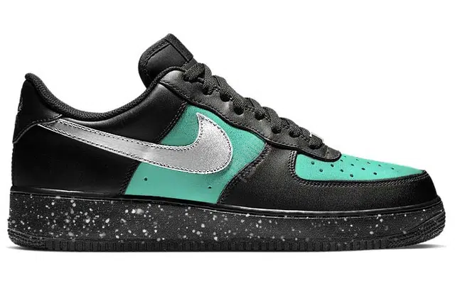 Nike Air Force 1 Low