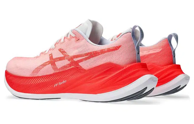 Asics Superblast PU