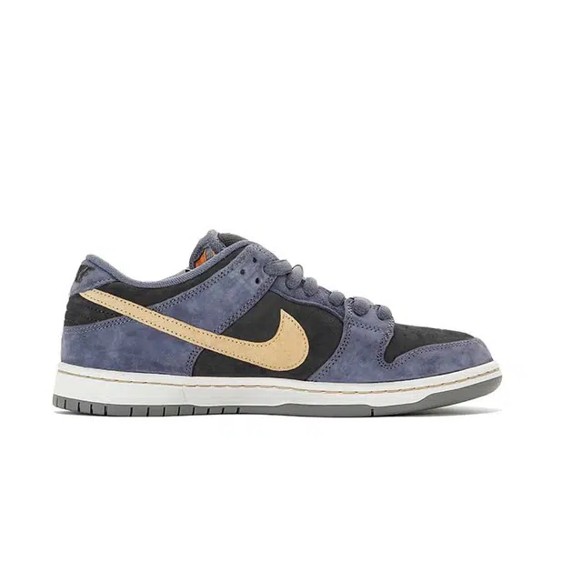 Nike Dunk SB "Dust Noir"