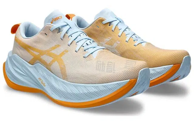 Asics Superblast