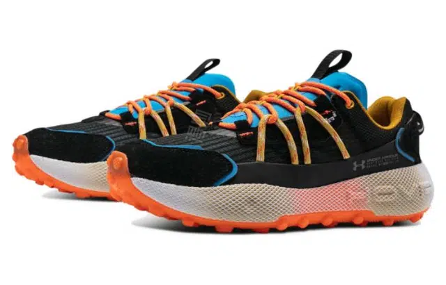Under Armour Venture Pro