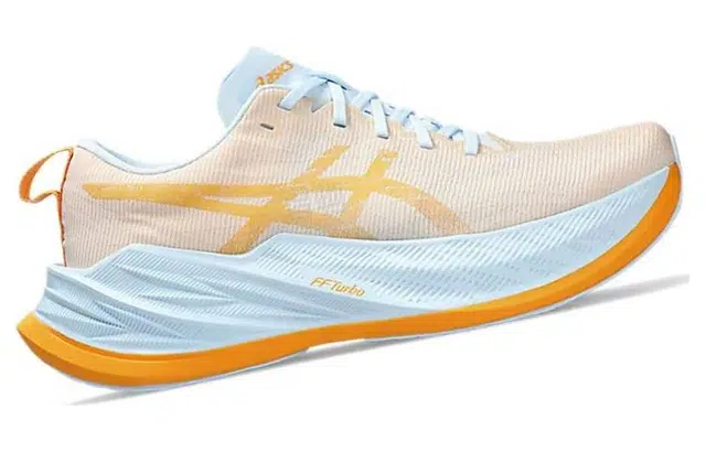 Asics Superblast