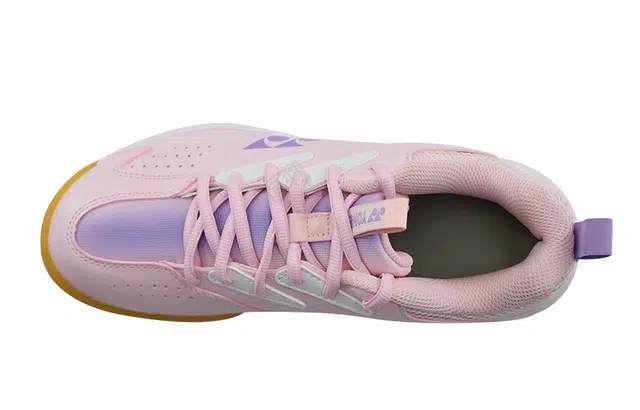 YONEX