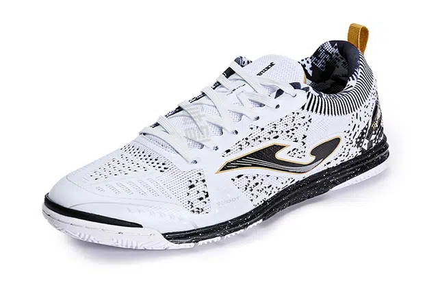 JOMA TACTICO ICIN