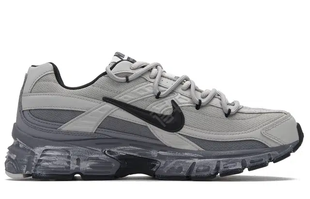 Nike Initiator Y2K