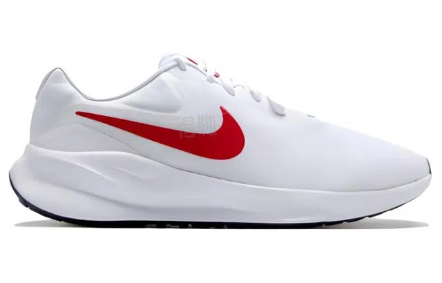 Nike REVOLUTION 7