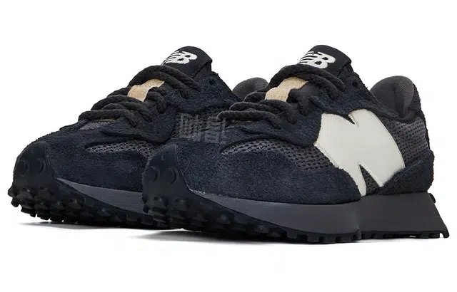 New Balance NB 327