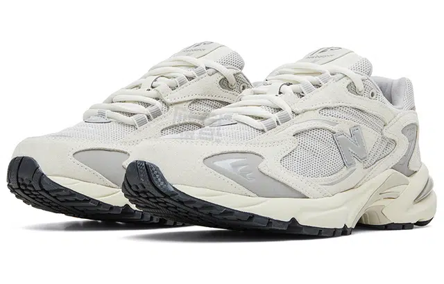 New Balance NB 725