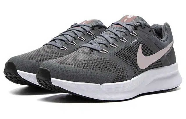 Nike Run Swift 3