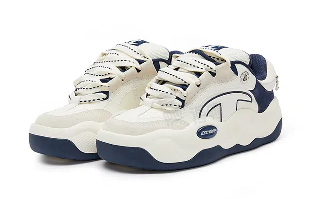 Champion Essentials CloudNine V1