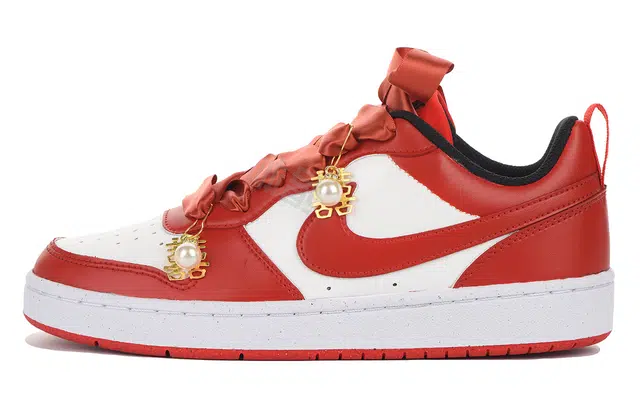 Nike Court Borough Low GS Red