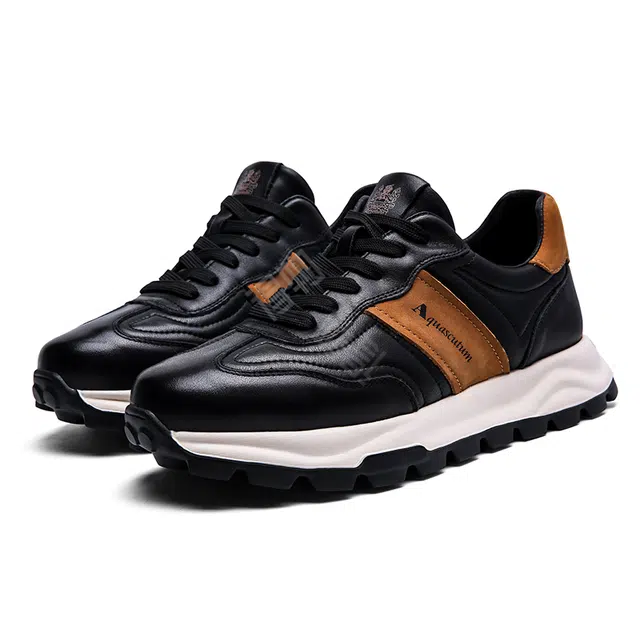AQUASCUTUM