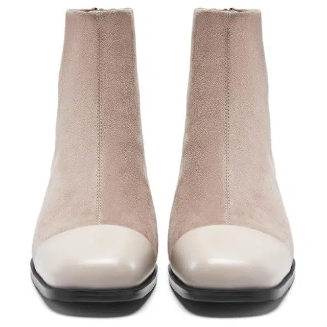 NINE WEST