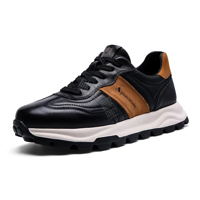 AQUASCUTUM