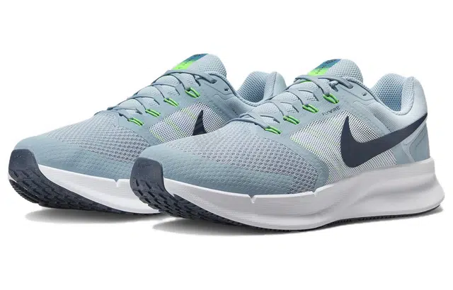Nike Run Swift 3