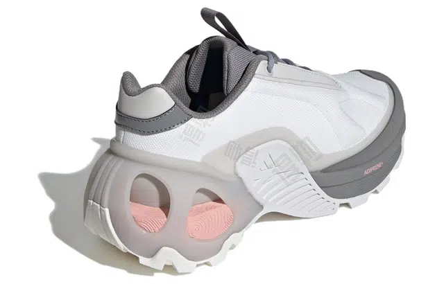 adidas WONDER RUNNER