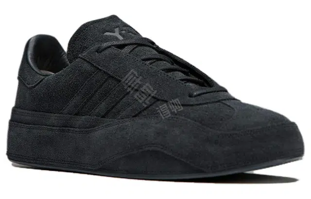 Y-3