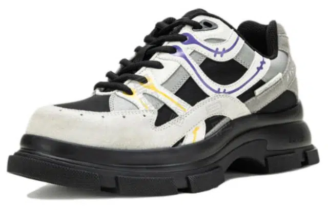 both Gao Eva RUNNER