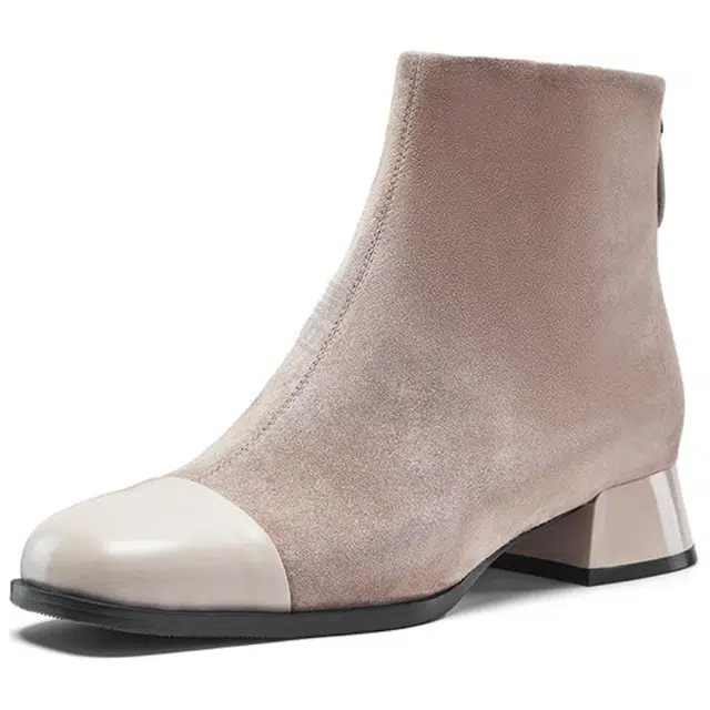 NINE WEST