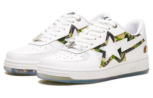 A BATHING APE