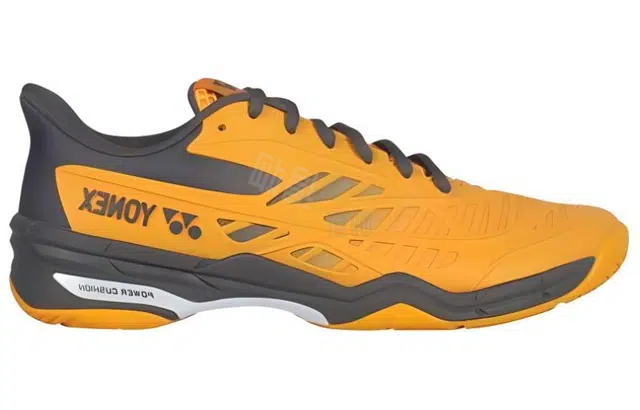 YONEX