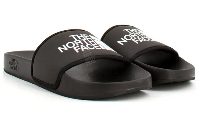 THE NORTH FACE Base Camp Slide 3