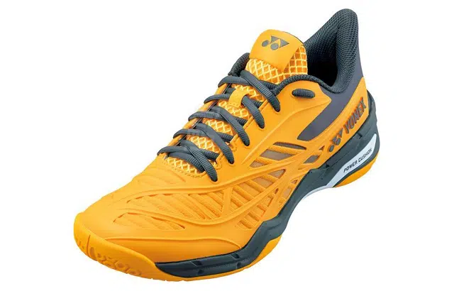 YONEX