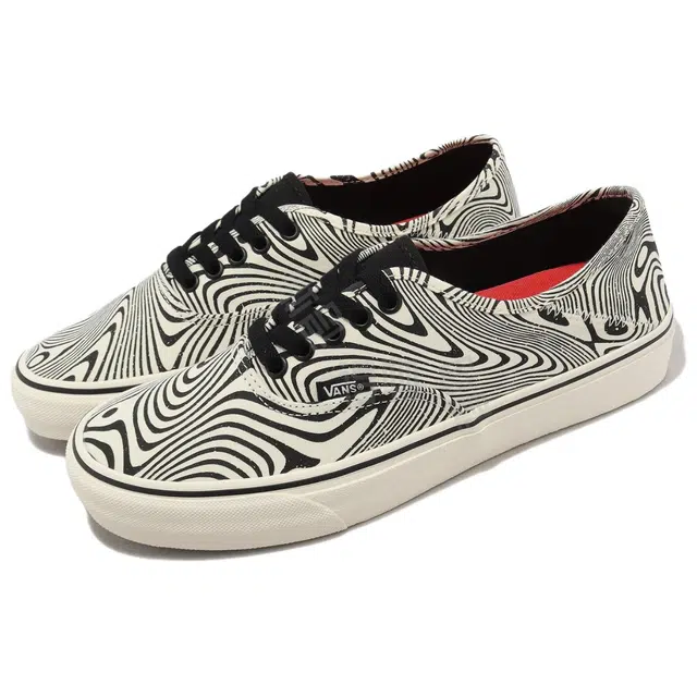 Vans Authentic VR3