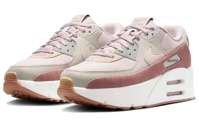 Nike Air Max 90 LV8