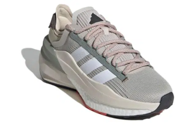 adidas Avryn