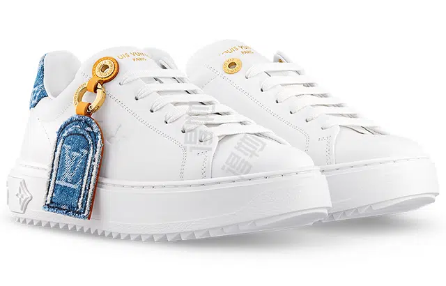 LOUIS VUITTON Time Out