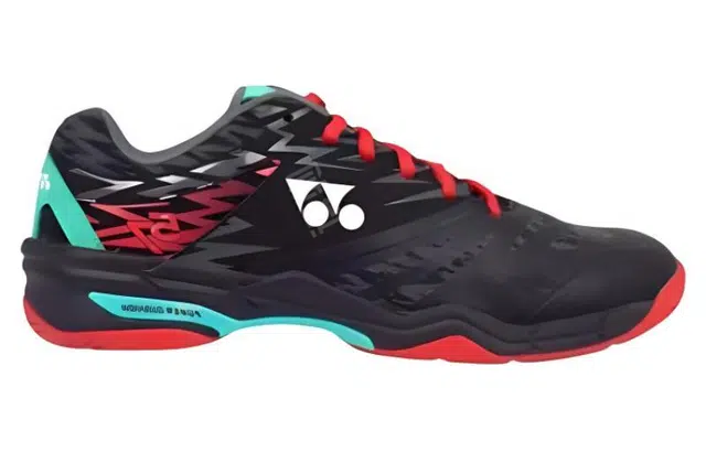 YONEX