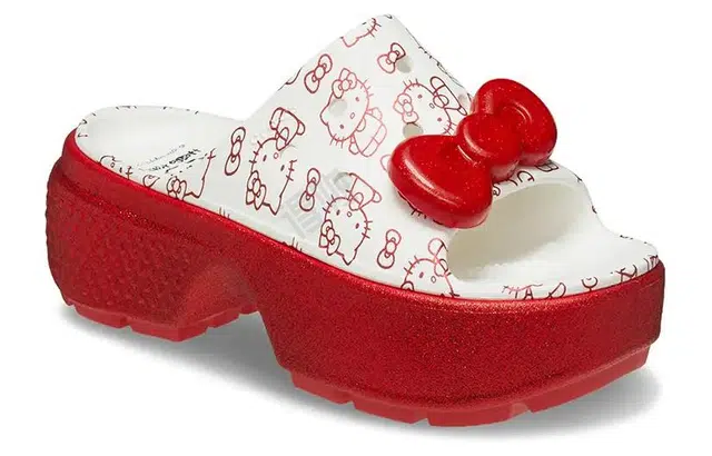Hello Kitty x Crocs Stomp