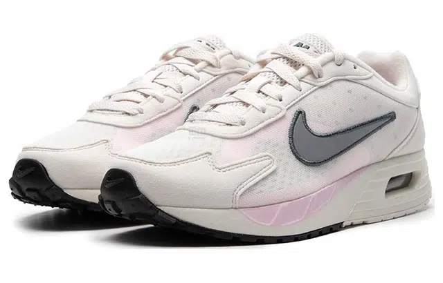 Nike Air Max Solo