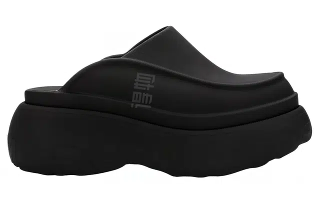 MARC JACOBS x MELISSA EVA