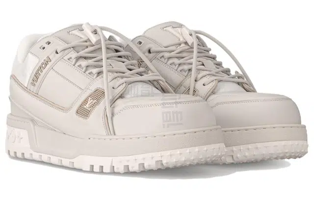 LOUIS VUITTON Trainer Maxi
