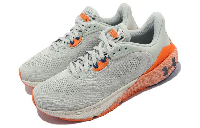 Under Armour HOVR Machina 3