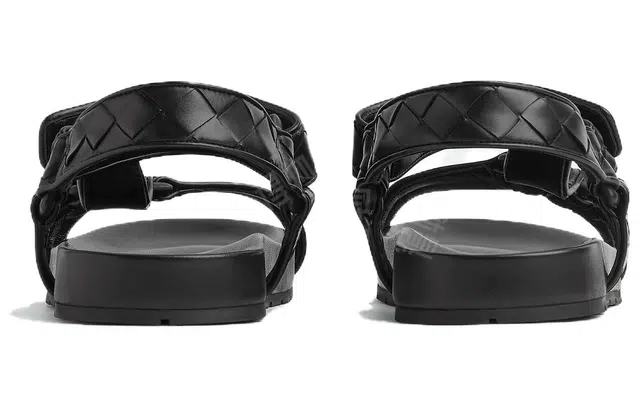 Bottega Veneta Trip