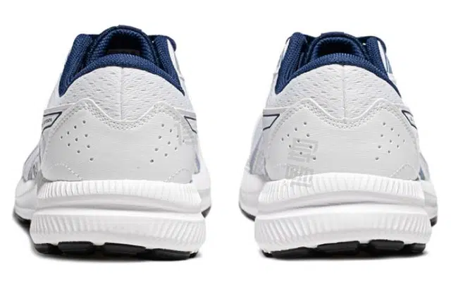 Asics Gel-Contend 8