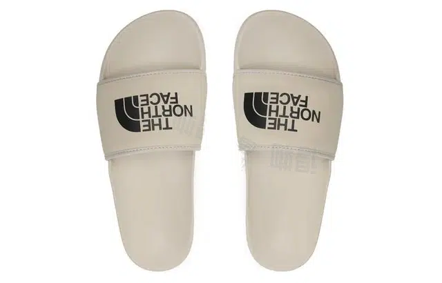 THE NORTH FACE Base Camp Slide 3