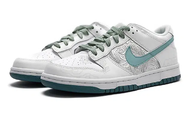 Nike Dunk CNY GS