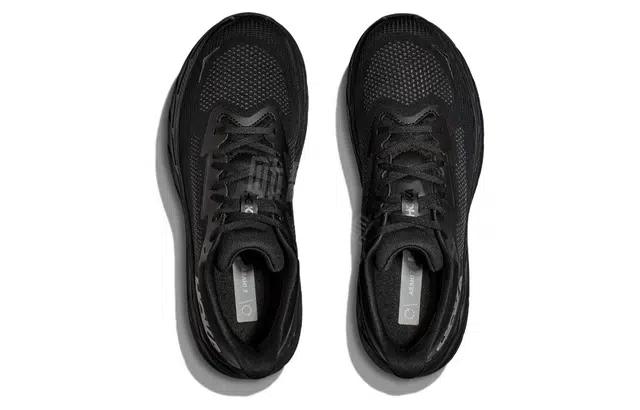 HOKA ONE ONE