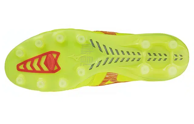 Mizuno Morelia Neo 4