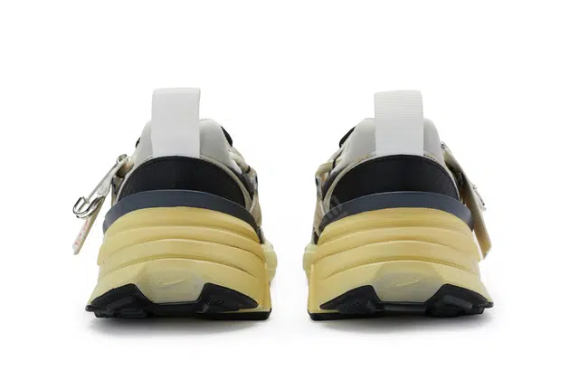 Nike V2K Run 811