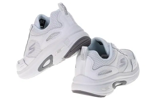 Skechers Go Run Arch Fit