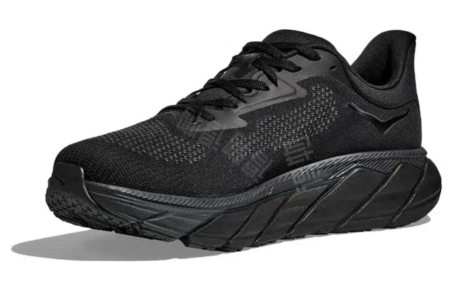 HOKA ONE ONE