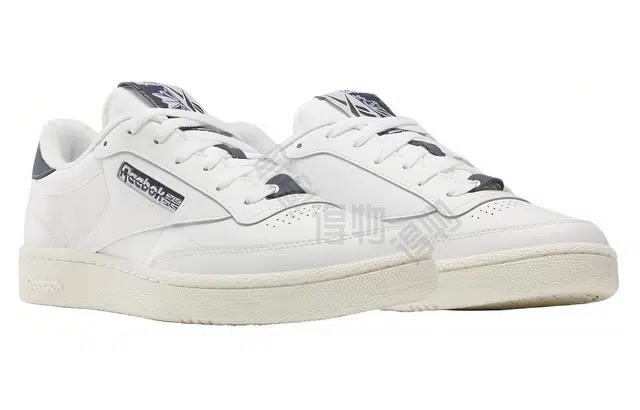 Reebok CLUB C 85