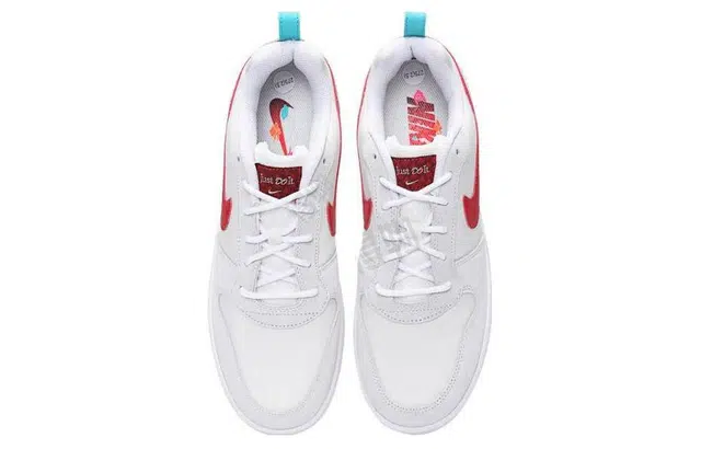 Nike Court Borough Low PREM
