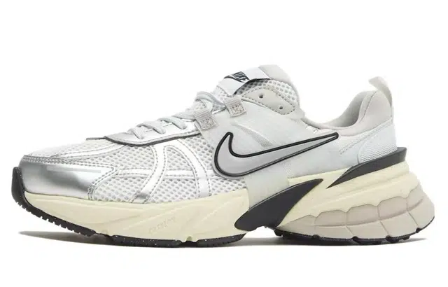 Nike V2K Run 811