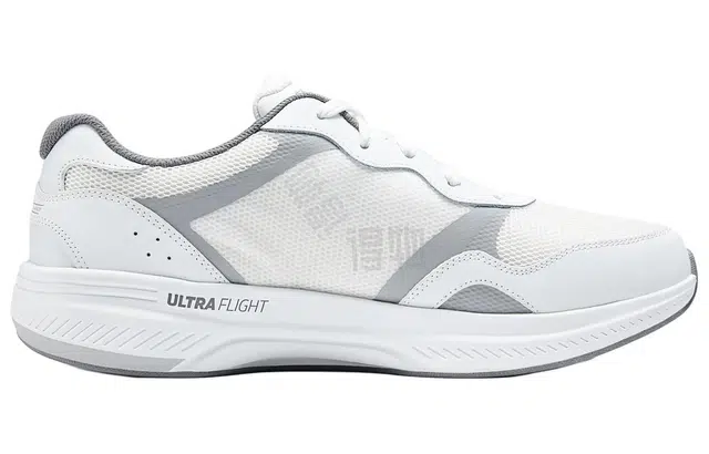 Skechers Go Run Pulse